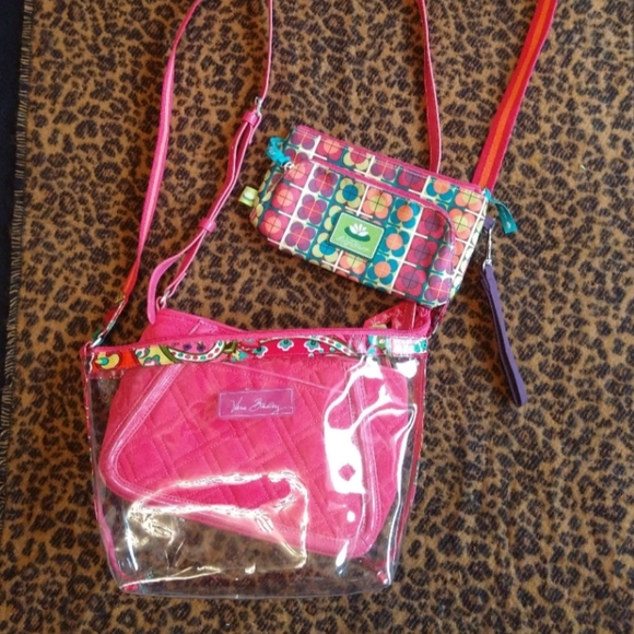Sold 💖Vera.B +Lily Bloom 💝 Two Fucha  Crossbody Bag 💝 +Lily Bloom Wristlet 💝 - Picture 3 of 12